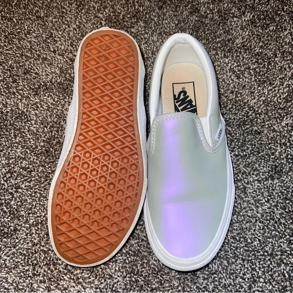 Vans Classic Slip On Muted Metallic Gray/Violet Women's Skate Shoes Size 4 ❤️ - Picture 4 of 7